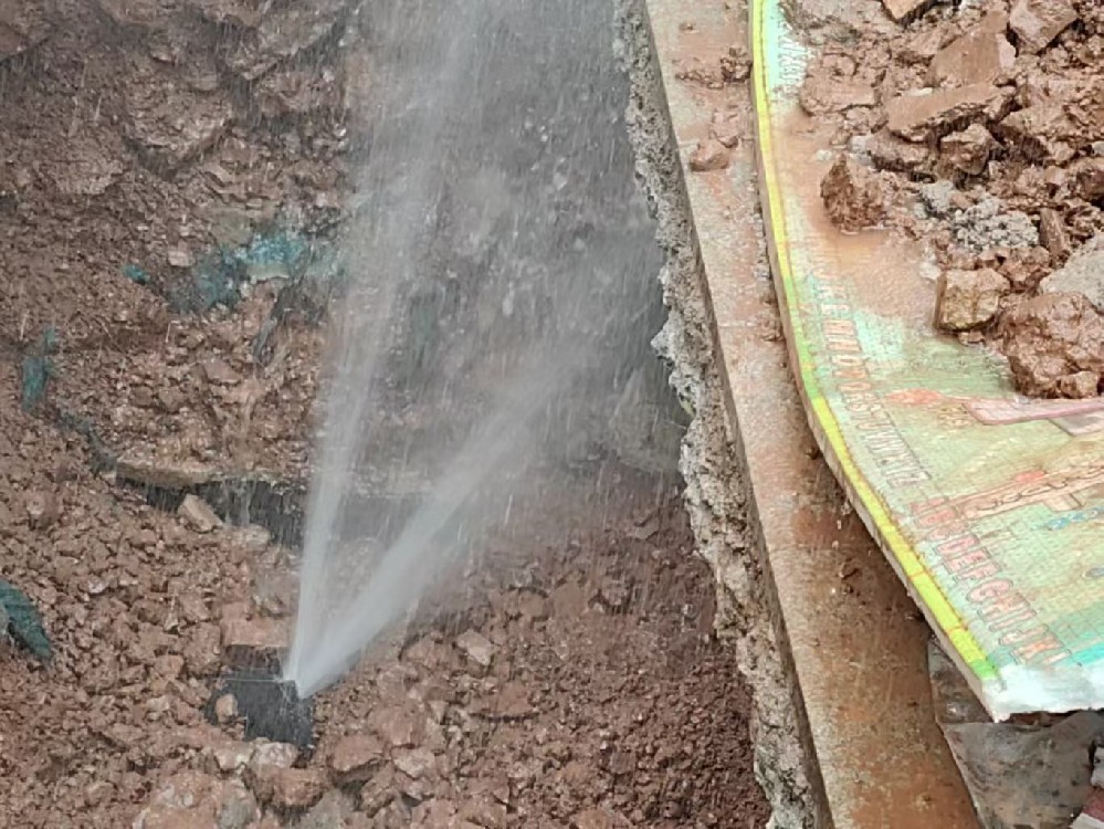 六枝特消防水管漏水检测定点开挖